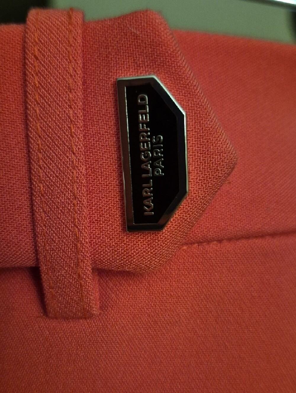 Karl Lagerfeld Mid-Rise Straight-Leg Dress Pants in Hot Pink - Picture 4 of 9